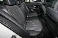 Mercedes-Benz E 220 din 2024 cu 13.330 km - oferta MER143316 - foto 6