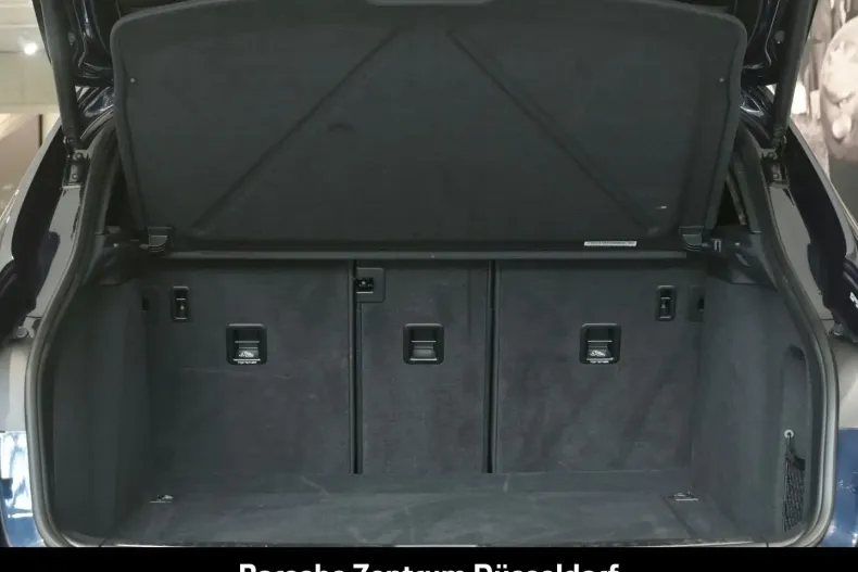 Porsche Macan din 2023 cu 76.666 km - oferta POR143317 - foto 12