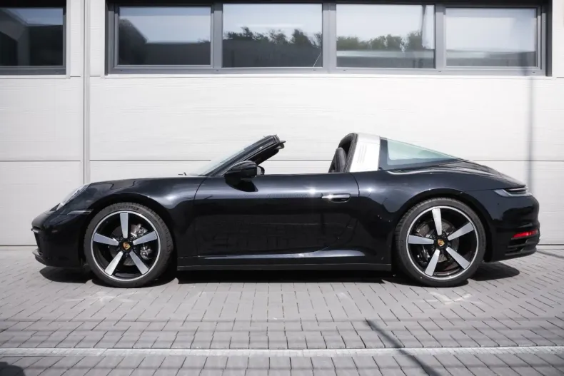 Porsche 992 din 2023 cu 6.700 km - oferta POR143320 - foto 4