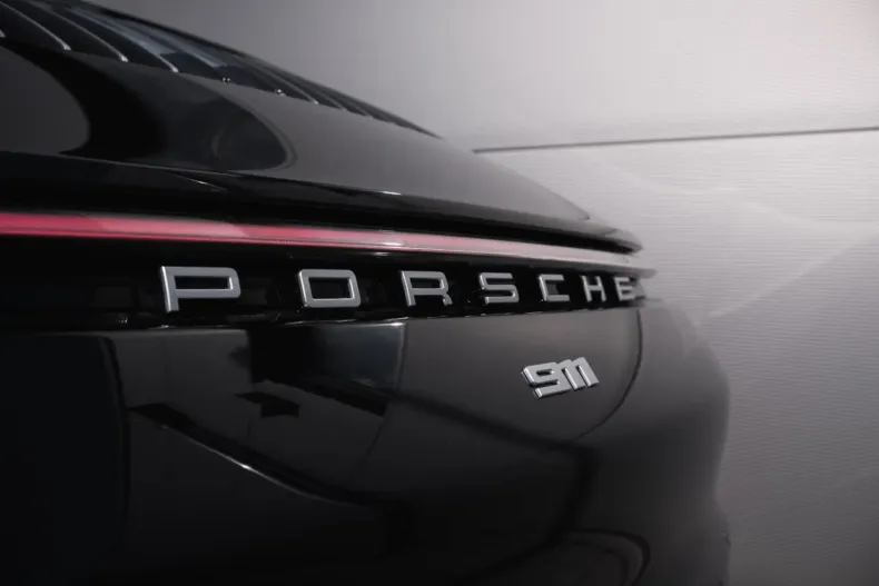 Porsche 992 din 2023 cu 6.700 km - oferta POR143320 - foto 7