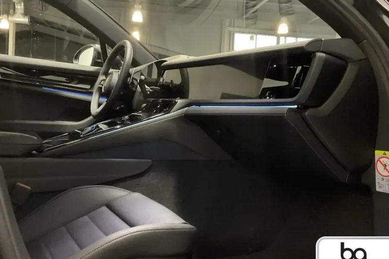 Porsche Panamera din 2024 cu 4.700 km - oferta POR143323 - foto 5