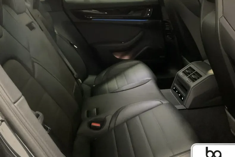 Porsche Panamera din 2024 cu 4.700 km - oferta POR143323 - foto 8