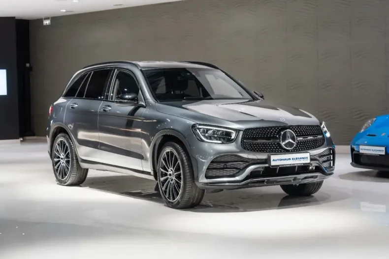 Mercedes-Benz GLC 400 din 2022 cu 75.404 km - oferta MER143344 - foto 2