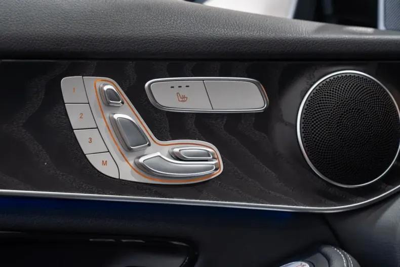 Mercedes-Benz GLC 400 din 2022 cu 75.404 km - oferta MER143344 - foto 24