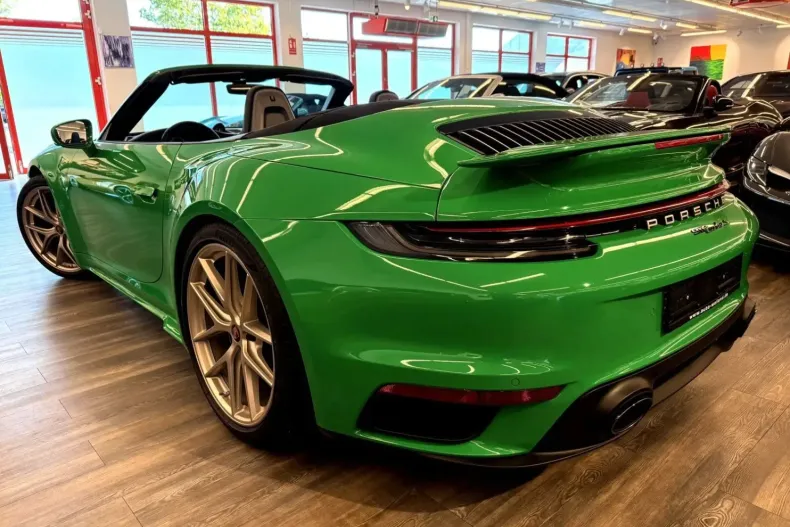 Porsche 992 din 2022 cu 5.880 km - oferta POR143352 - foto 2