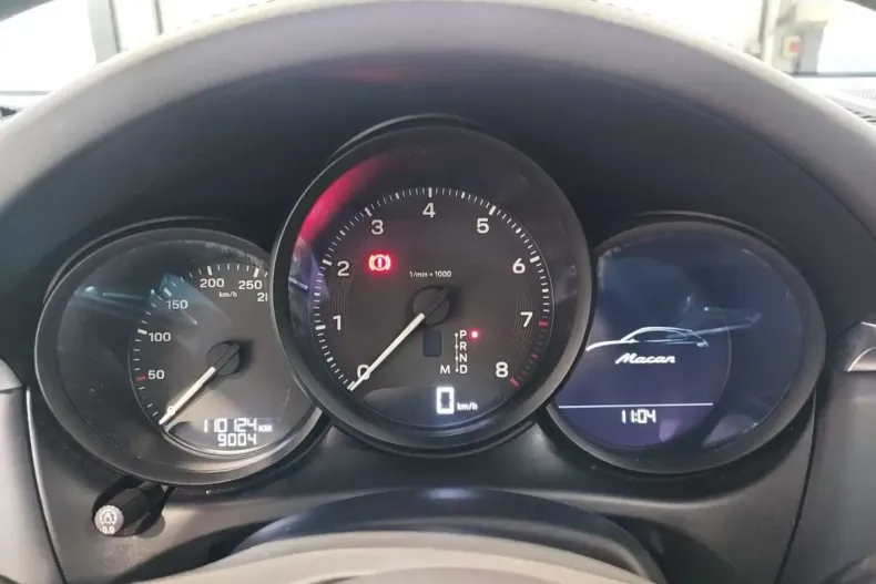 Porsche Macan din 2022 cu 110.123 km - oferta POR143356 - foto 6