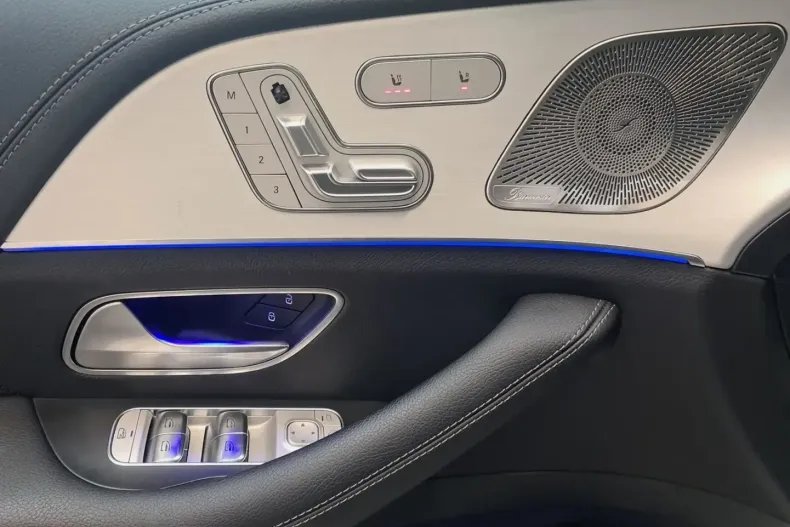 Mercedes-Benz GLE 300 d 4M AMG Airmatic din 2024 cu 25.547 km - oferta MER143365 - foto 6