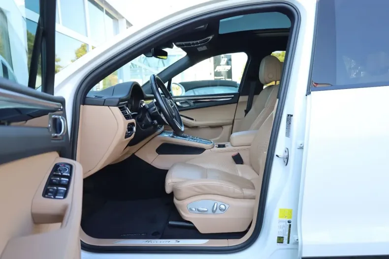 Porsche Macan din 2021 cu 76.321 km - oferta POR143371 - foto 9