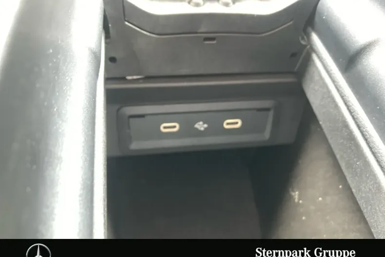 Mercedes-Benz CLA 250 din 2024 cu 18.130 km - oferta MER143373 - foto 25