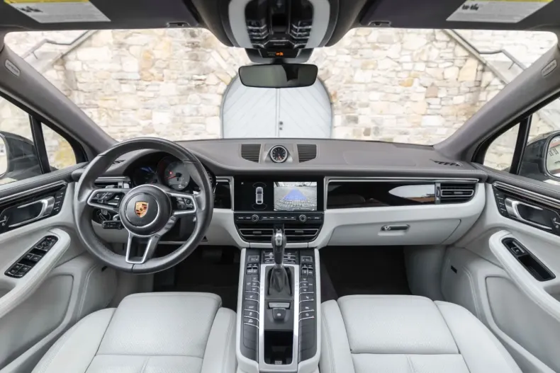 Porsche Macan din 2021 cu 45.337 km - oferta POR143382 - foto 4