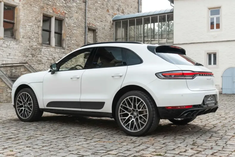 Porsche Macan din 2021 cu 45.337 km - oferta POR143382 - foto 9