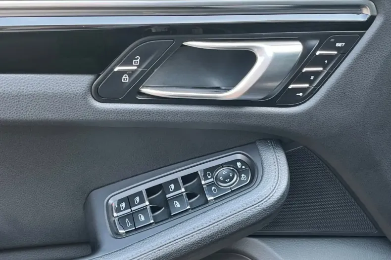 Porsche Macan din 2020 cu 70.700 km - oferta POR143383 - foto 28