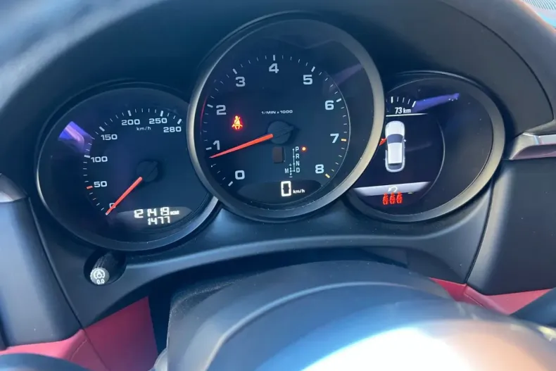 Porsche Macan din 2021 cu 121.000 km - oferta POR143398 - foto 21