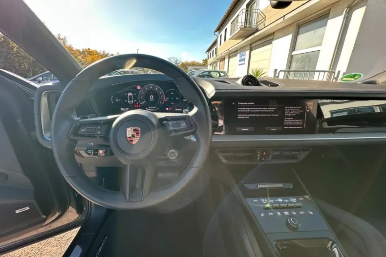 Porsche Cayenne din 2024 cu 3.800 km - oferta POR143400 - foto 12