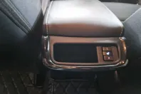 Toyota Hilux din 2024 cu 10.400 km - oferta TOY143402 - foto 11