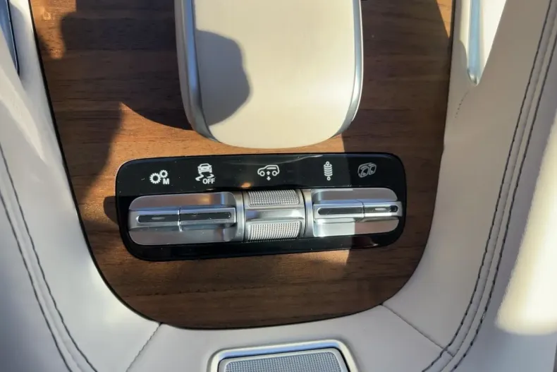 Mercedes-Benz GLE 63 AMG din 2023 cu 61.687 km - oferta MER143407 - foto 17