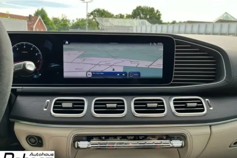 Mercedes-Benz GLE 63 AMG din 2024 cu 18.050 km - oferta MER143409 - foto 12