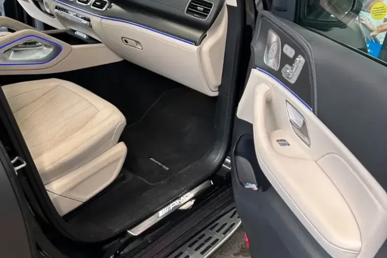 Mercedes-Benz GLE 63 AMG din 2022 cu 59.500 km - oferta MER143415 - foto 13