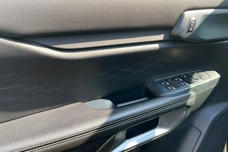 Ford Ranger din 2024 cu 16.850 km - oferta FOR143431 - foto 12