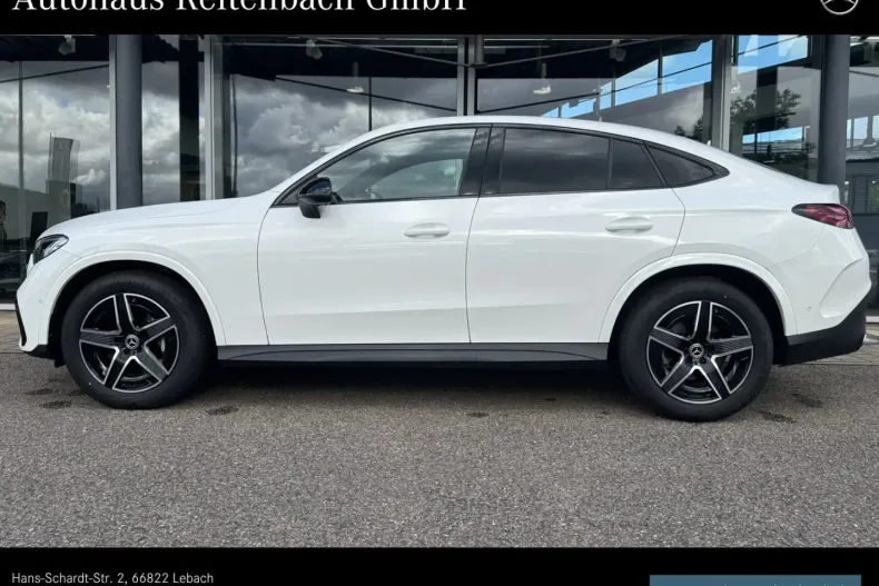 Mercedes-Benz GLC 200 din 2024 cu 5.996 km - oferta MER143439 - foto 5