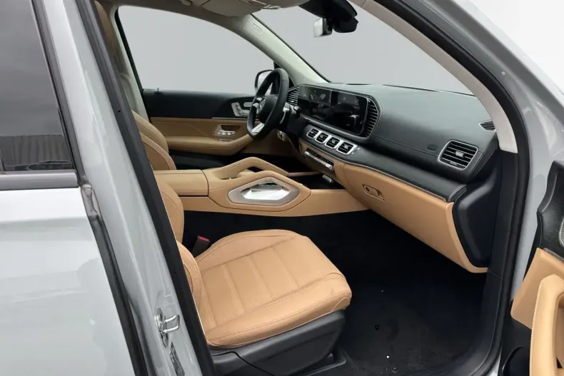 Mercedes-Benz GLS 450 din 2024 cu 12.500 km - oferta MER143446 - foto 9