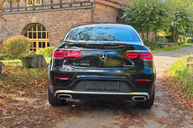 Mercedes-Benz GLC 300 din 2021 cu 84.865 km - oferta MER143454 - foto 5