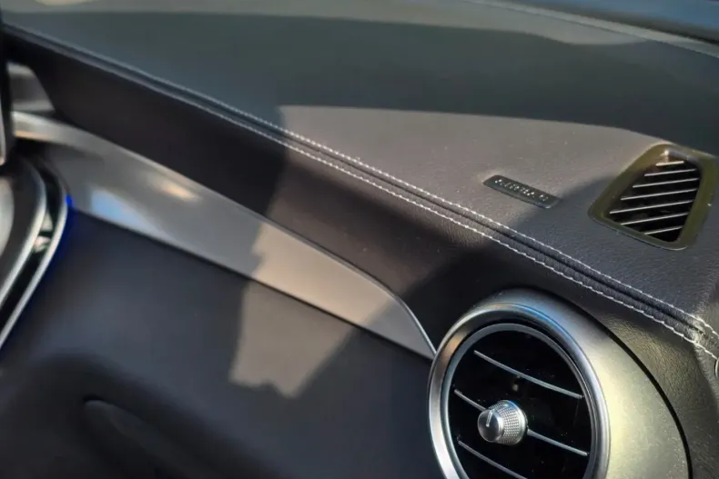 Mercedes-Benz GLC 300 din 2021 cu 84.865 km - oferta MER143454 - foto 15