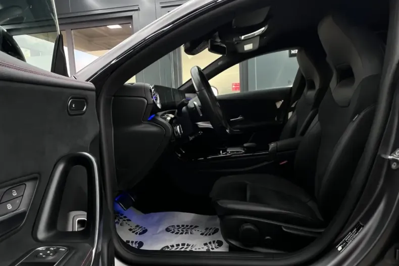 Mercedes-Benz CLA 250 din 2022 cu 112.640 km - oferta MER143455 - foto 11