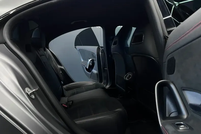 Mercedes-Benz CLA 250 din 2022 cu 112.640 km - oferta MER143455 - foto 15