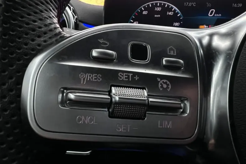 Mercedes-Benz CLA 250 din 2022 cu 112.640 km - oferta MER143455 - foto 21