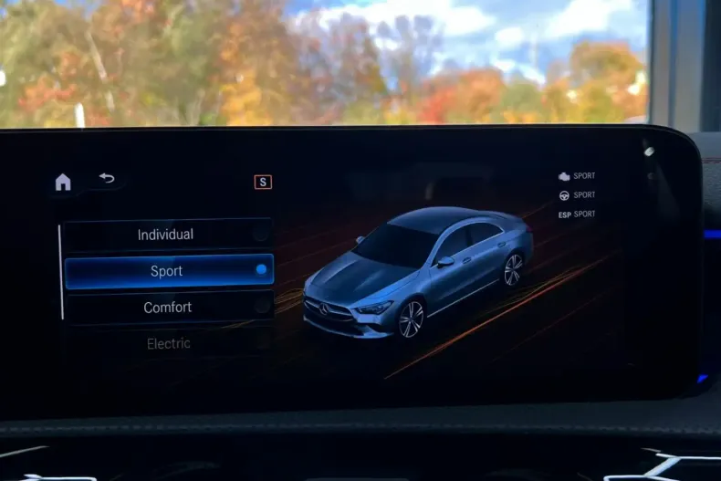 Mercedes-Benz CLA 250 din 2022 cu 112.640 km - oferta MER143455 - foto 39