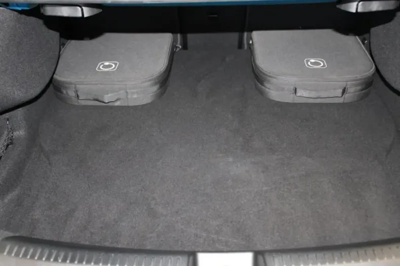 Mercedes-Benz CLA 250 din 2024 cu 15.029 km - oferta MER143468 - foto 13