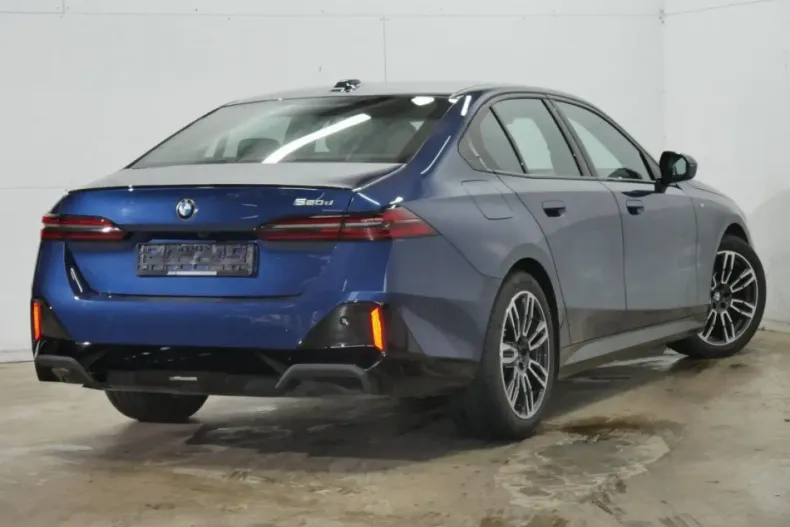 BMW 520 din 2024 cu 8.653 km - oferta BMW143485 - foto 3