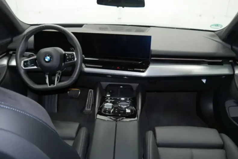 BMW 520 din 2024 cu 8.653 km - oferta BMW143485 - foto 7