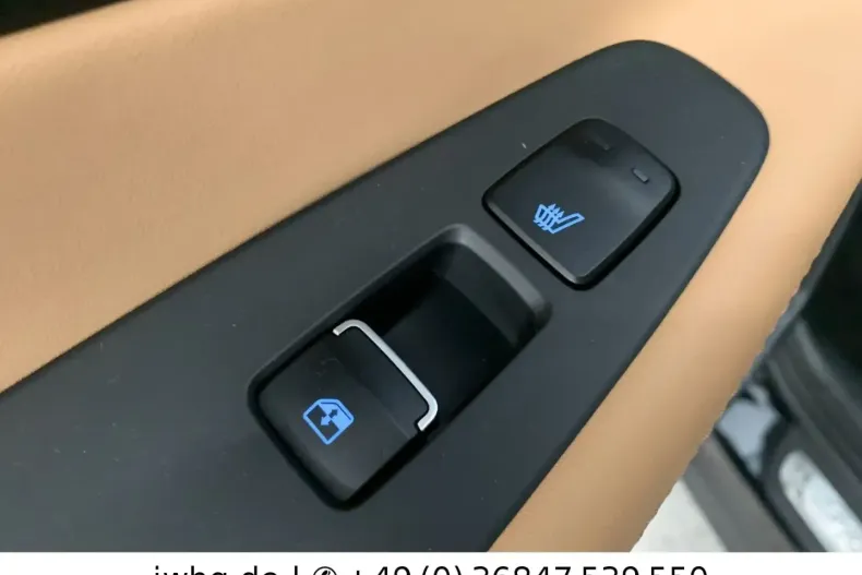 Hyundai SANTA FE din 2021 cu 66.778 km - oferta HYU143487 - foto 11