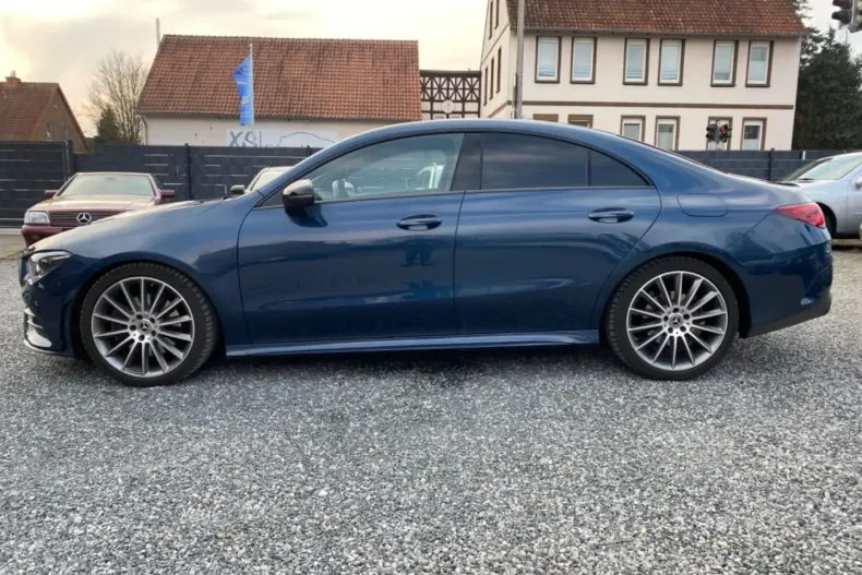 Mercedes-Benz CLA 200 din 2021 cu 67.900 km - oferta MER143508 - foto 4