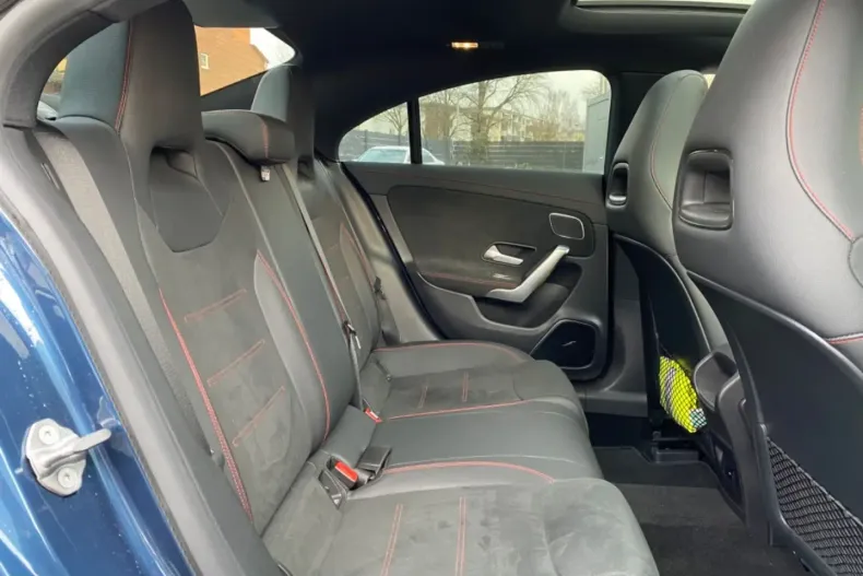 Mercedes-Benz CLA 200 din 2021 cu 67.900 km - oferta MER143508 - foto 13