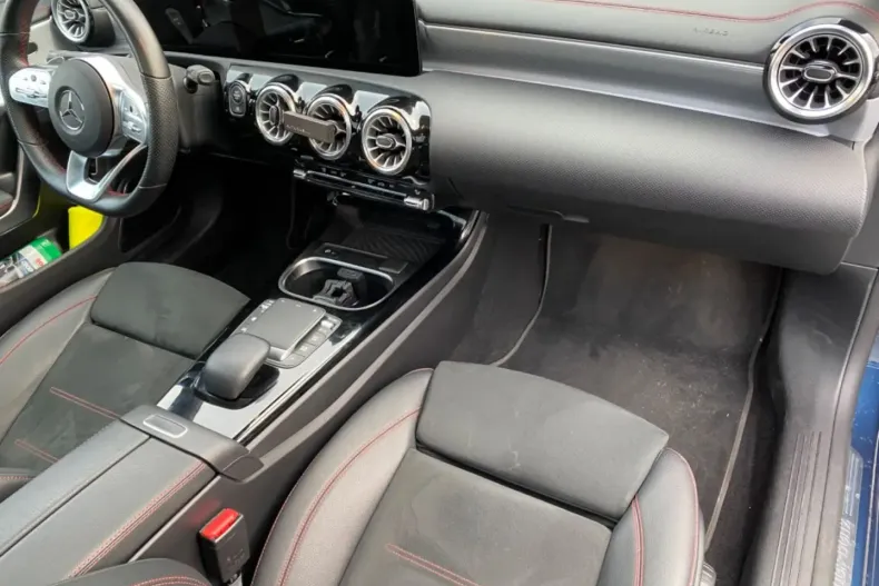 Mercedes-Benz CLA 200 din 2021 cu 67.900 km - oferta MER143508 - foto 15