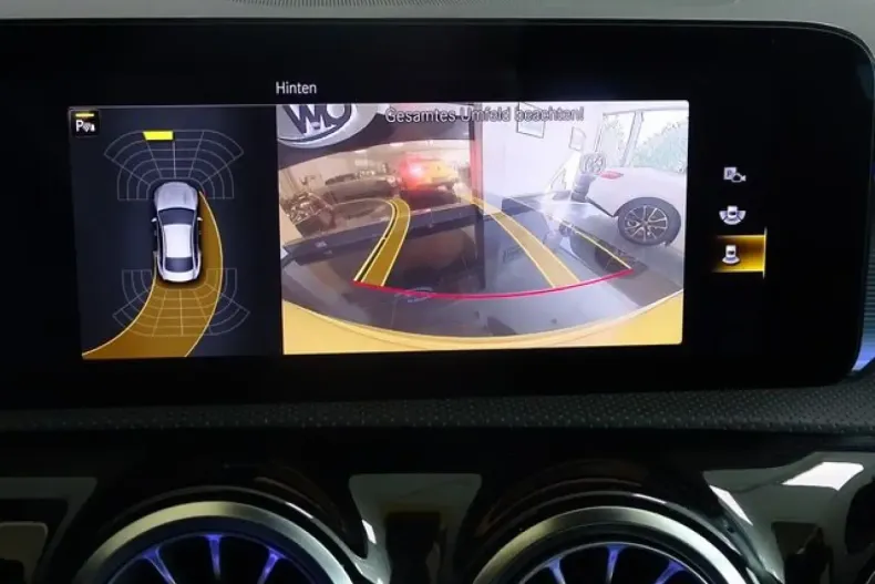 Mercedes-Benz CLA 220 din 2021 cu 102.500 km - oferta MER143510 - foto 16