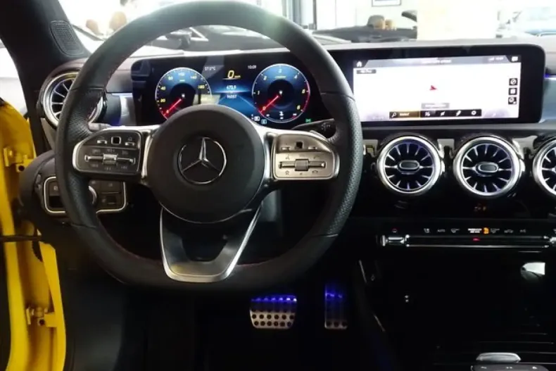 Mercedes-Benz CLA 220 din 2021 cu 102.500 km - oferta MER143510 - foto 18