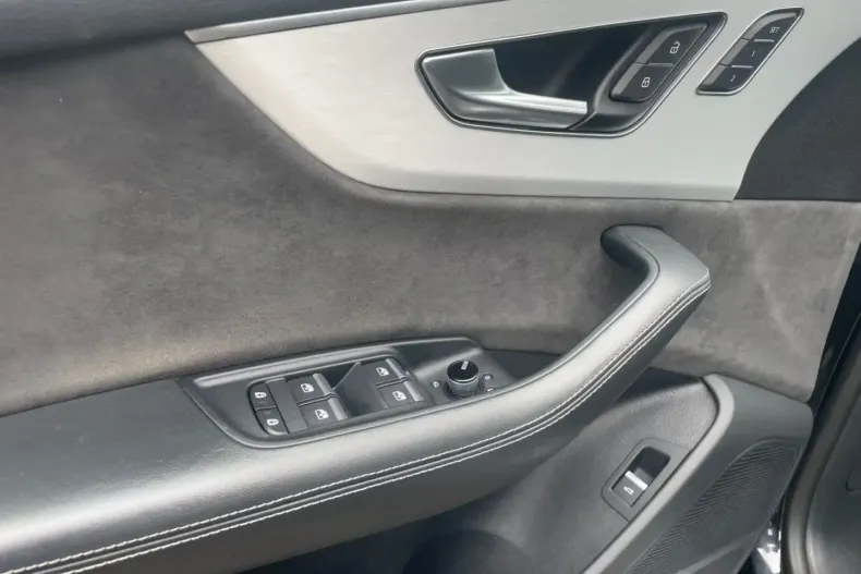 Audi Q8 din 2021 cu 67.500 km - oferta AUD143512 - foto 7