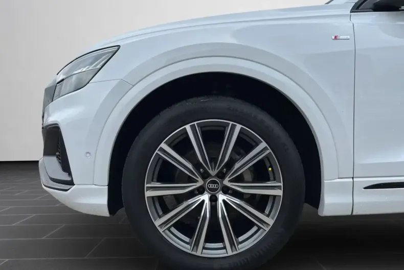 Audi Q8 din 2021 cu 70.265 km - oferta AUD143513 - foto 2