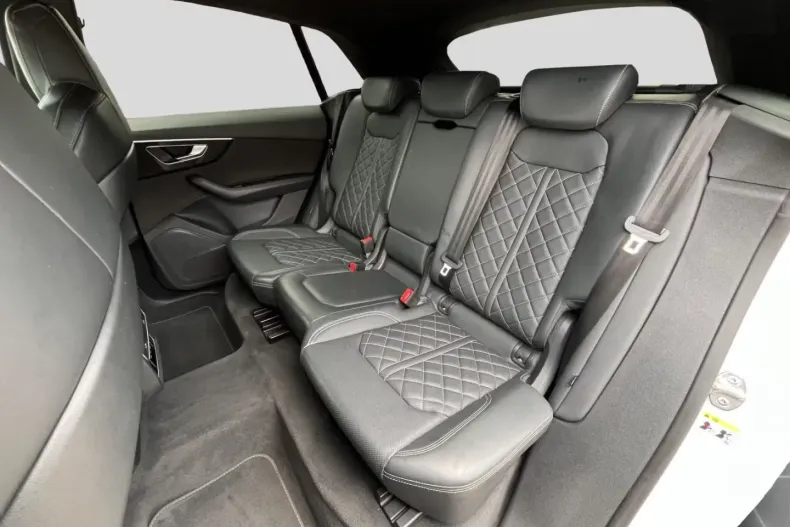 Audi Q8 din 2021 cu 70.265 km - oferta AUD143513 - foto 6