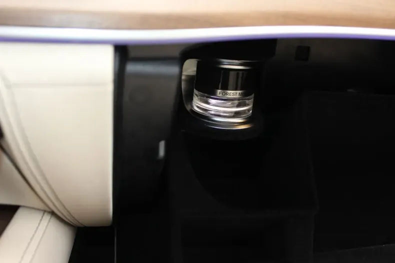 Mercedes-Benz GLE 400 din 2021 cu 99.500 km - oferta MER143517 - foto 26