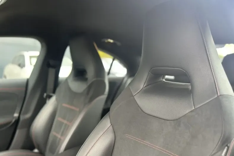 Mercedes-Benz CLA 180 din 2022 cu 68.000 km - oferta MER143524 - foto 10