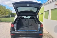 Audi Q8 din 2023 cu 76.145 km - oferta AUD143528 - foto 2