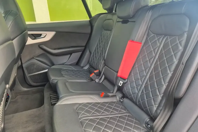 Audi Q8 din 2023 cu 76.145 km - oferta AUD143528 - foto 5