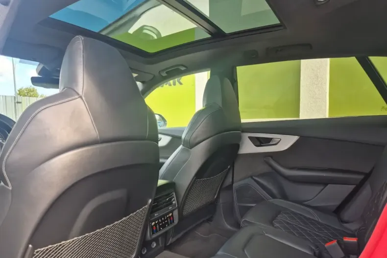 Audi Q8 din 2023 cu 76.145 km - oferta AUD143528 - foto 10