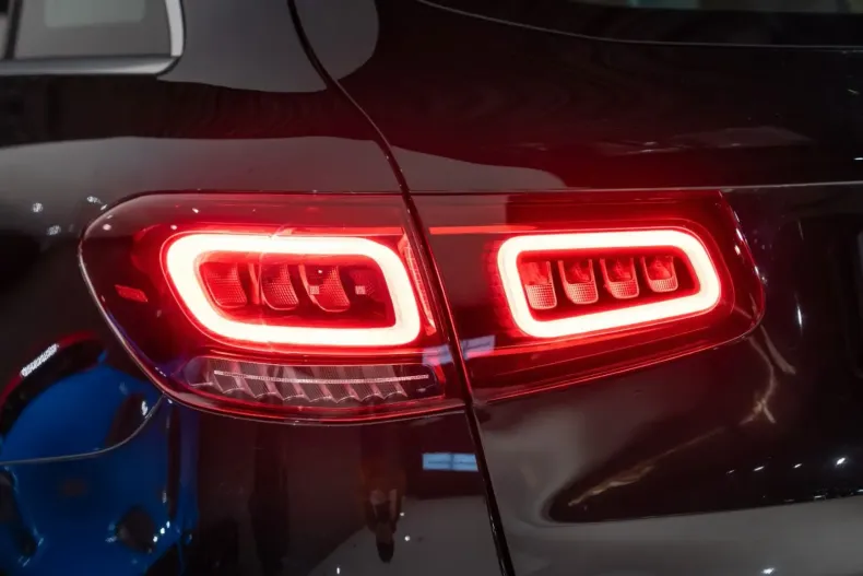 Mercedes-Benz GLC 400 din 2020 cu 59.803 km - oferta MER143534 - foto 13