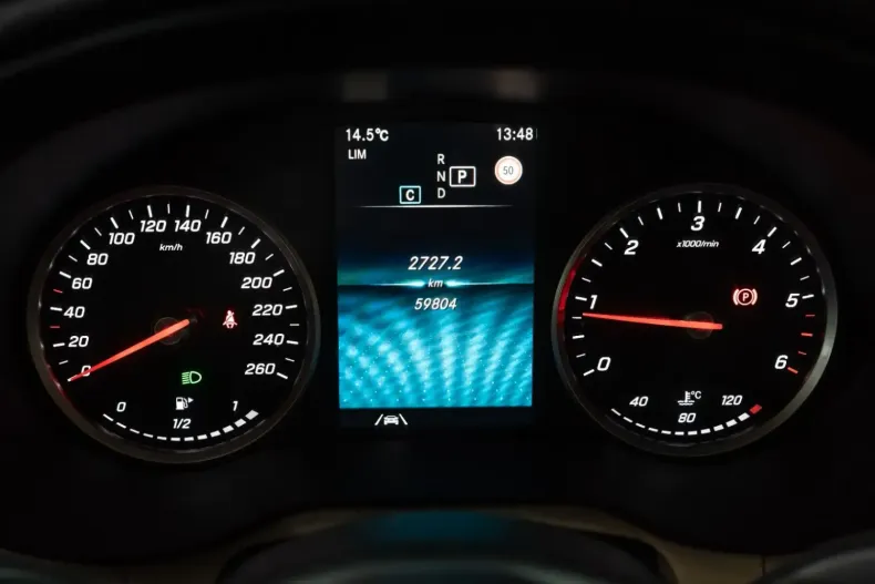 Mercedes-Benz GLC 400 din 2020 cu 59.803 km - oferta MER143534 - foto 19